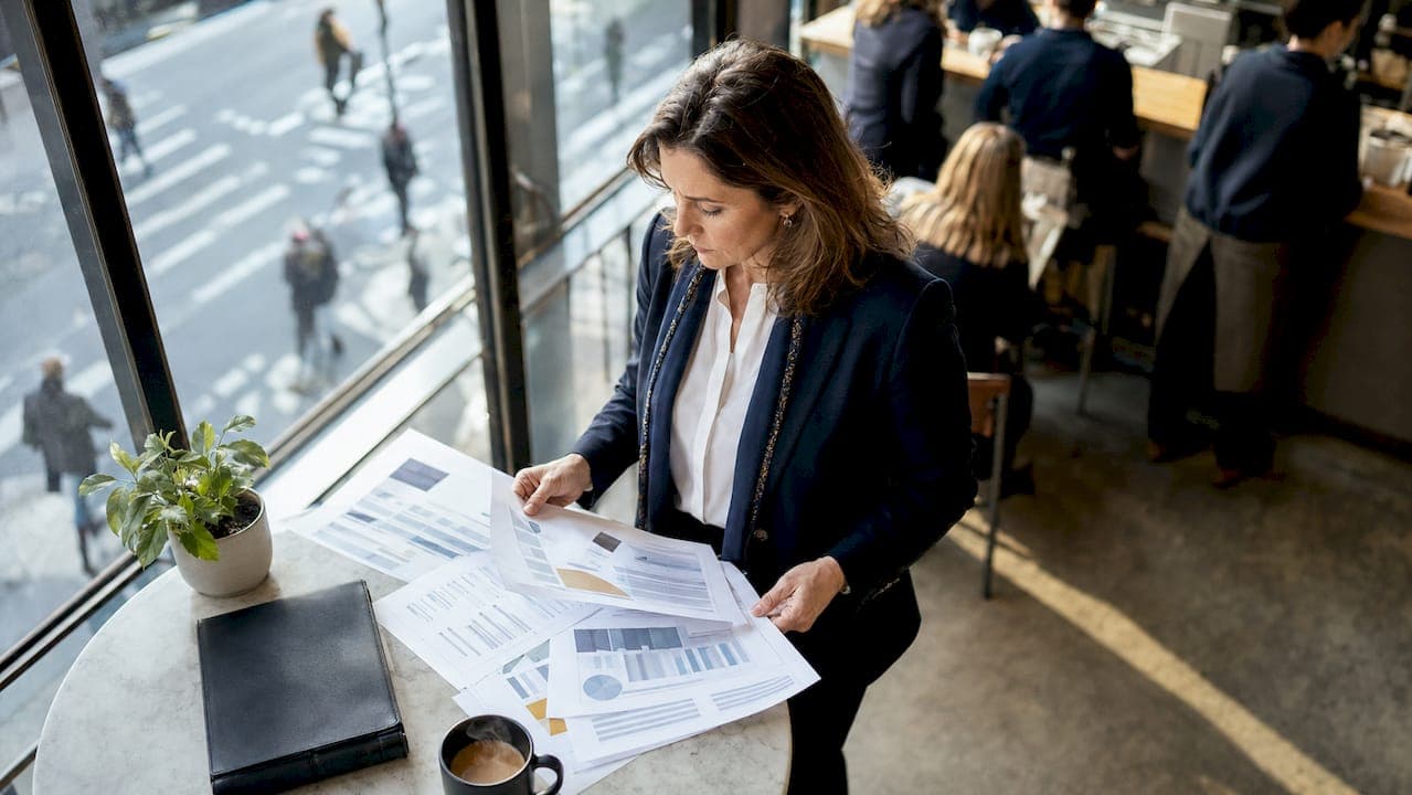 Identify High-Risk Narrative Companies: Oversight Guide