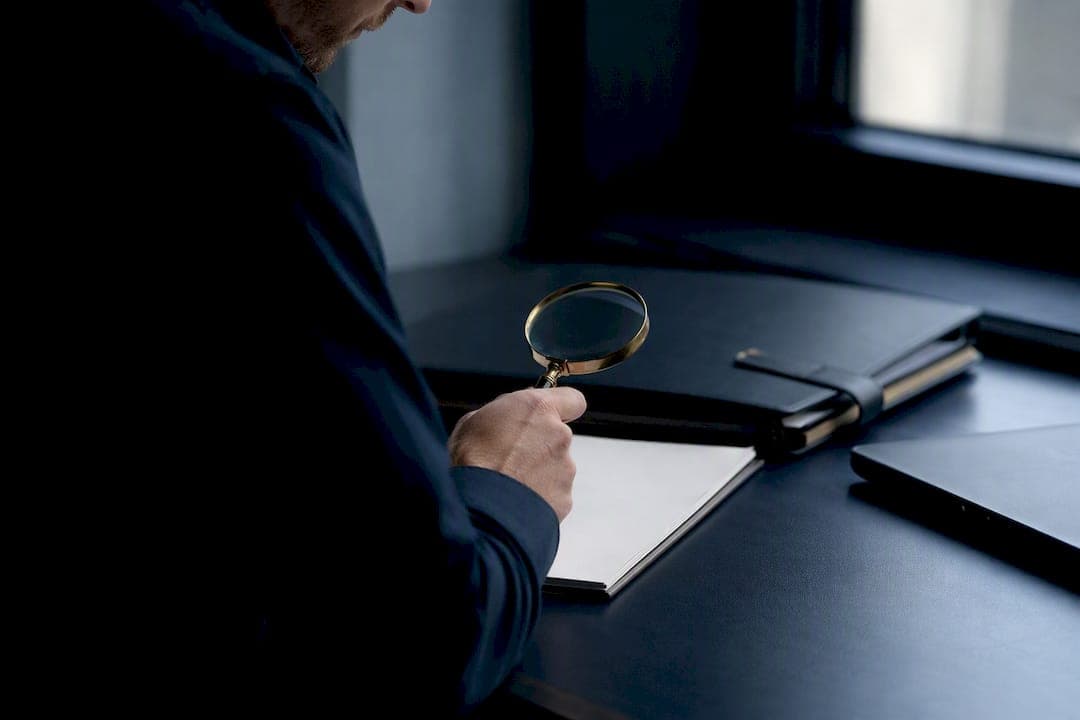 30–90 Minute Forensic 10-K Risk Factors Analysis for U.S. Analysts